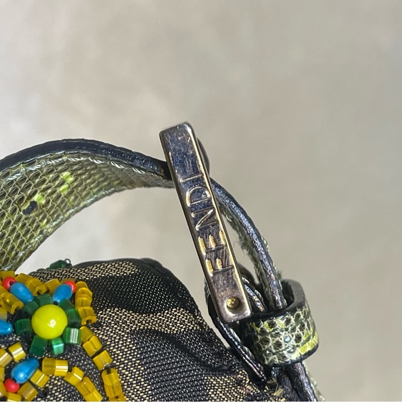 ๐SOLD๐Fendi zucca print floral beaded baguette lizard shoulder strap RARE - Picture 10 of 16